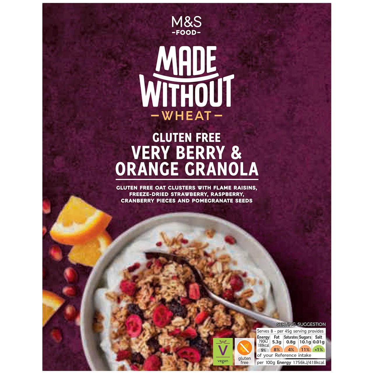Marks & Spencer Narancs ízű gluténmentes teljes kiőrlésű zab granola mazsolával, szárított kókuszdióval, liofilizált eper, málna, vörös áfonya darabokkal és gránátalma magokkal