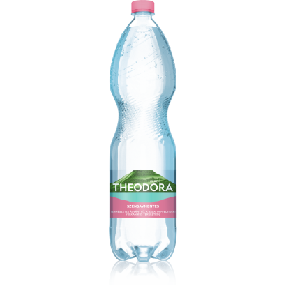 Theodora szénsavmentes természetes ásványvíz 1,5 l