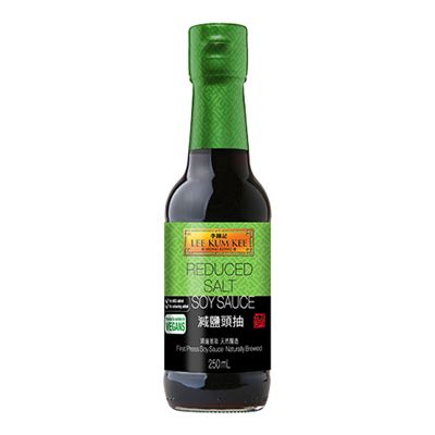 LEE KUM KEE Kínai Szójaszósz Csökkentett Sótartalommal 250 ml