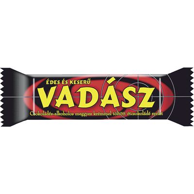 Vadász Feketeerdő Csokoládés-Alkoholos Meggyes Krémmel Töltött Tejcsokoládé Szelet 70 x 25 g