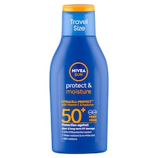 NIVEA SUN Protect & Moisture hidratáló naptej FF50+ 100 ml
