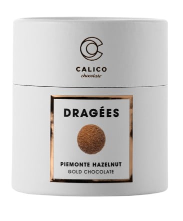 CALICO Dragées Piemonte mogyoró karamellizált fehér csokoládéval bevonva